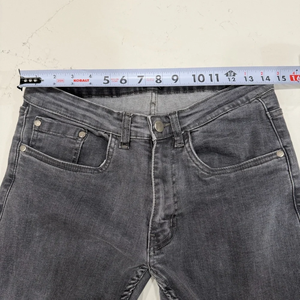 Under 5’10 Men’s Zak Jeans Gray